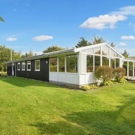 6 Person In Tarm-by Traum Hébergement de vacances *